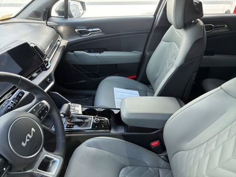 Used 2023 Kia Sportage X-Pro AWD/4WD image 6