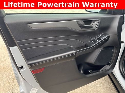 Used 2025 Ford Escape Active image 16
