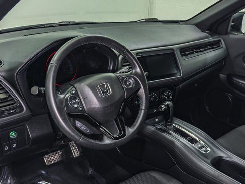 Used 2022 Honda HR-V Sport image 12