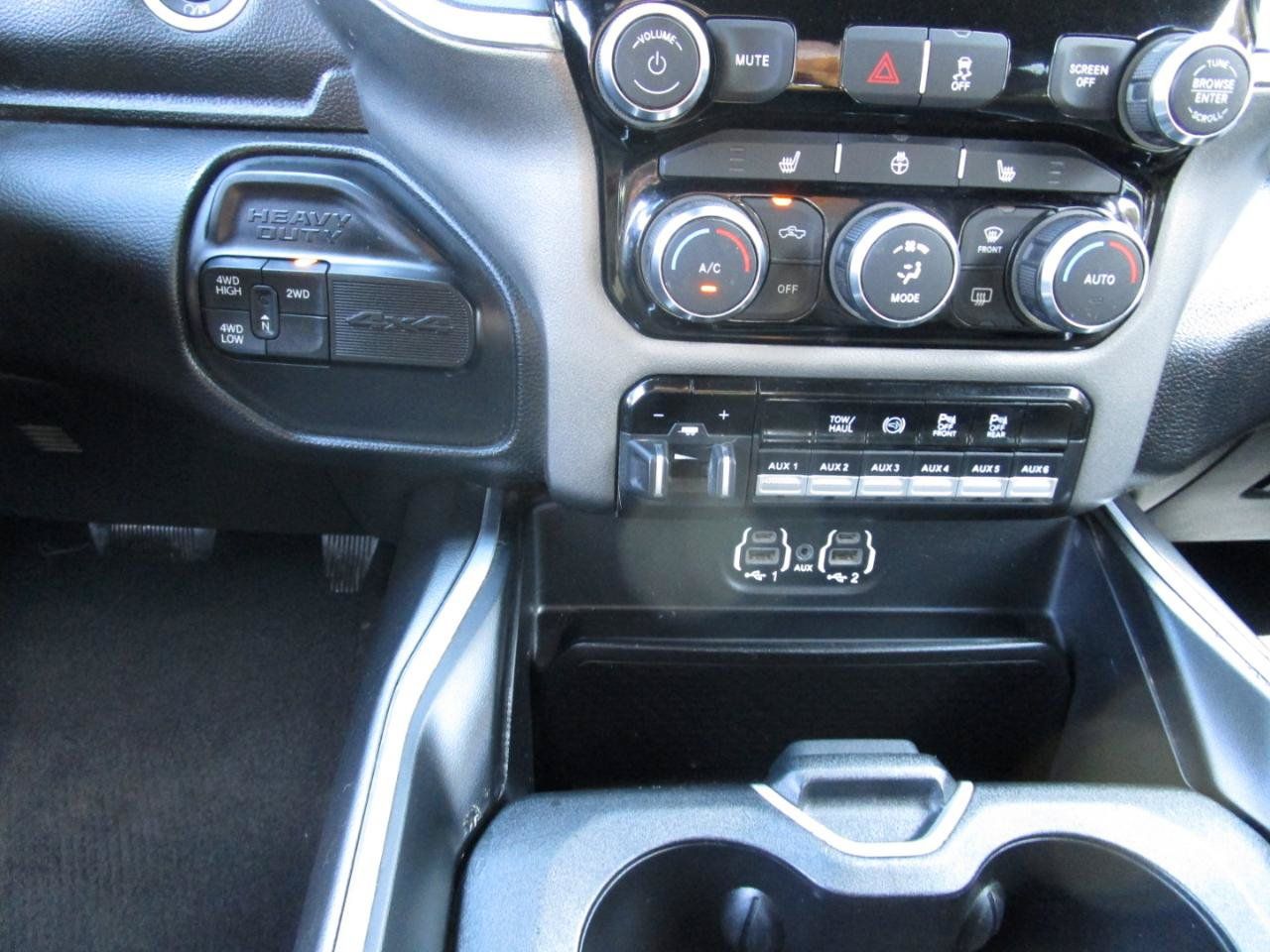 Used 2020 RAM 3500 Lone Star w/ Level 2 Equipment Group AWD/4WD image 14