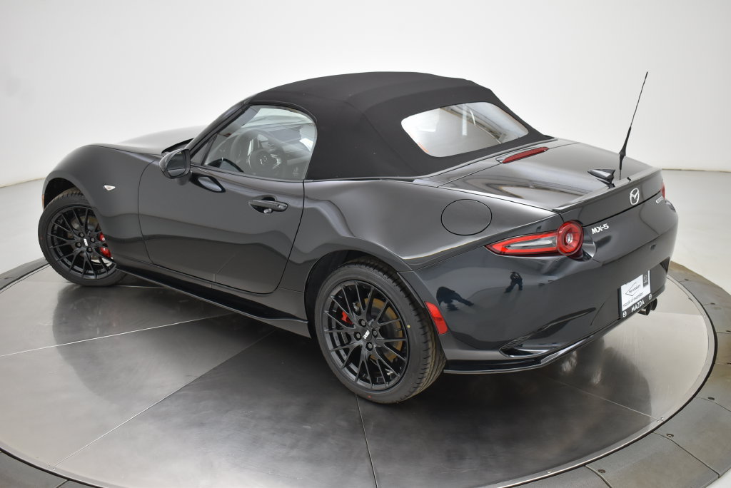 Used 2025 MAZDA MX-5 Miata Club w/ Brembo/BBS Recaro Package RWD image 8