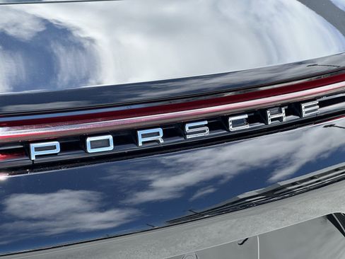 Used 2022 Porsche Panamera 4S AWD/4WD image 25