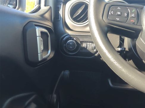 Used 2022 Jeep Gladiator Sport AWD/4WD image 20