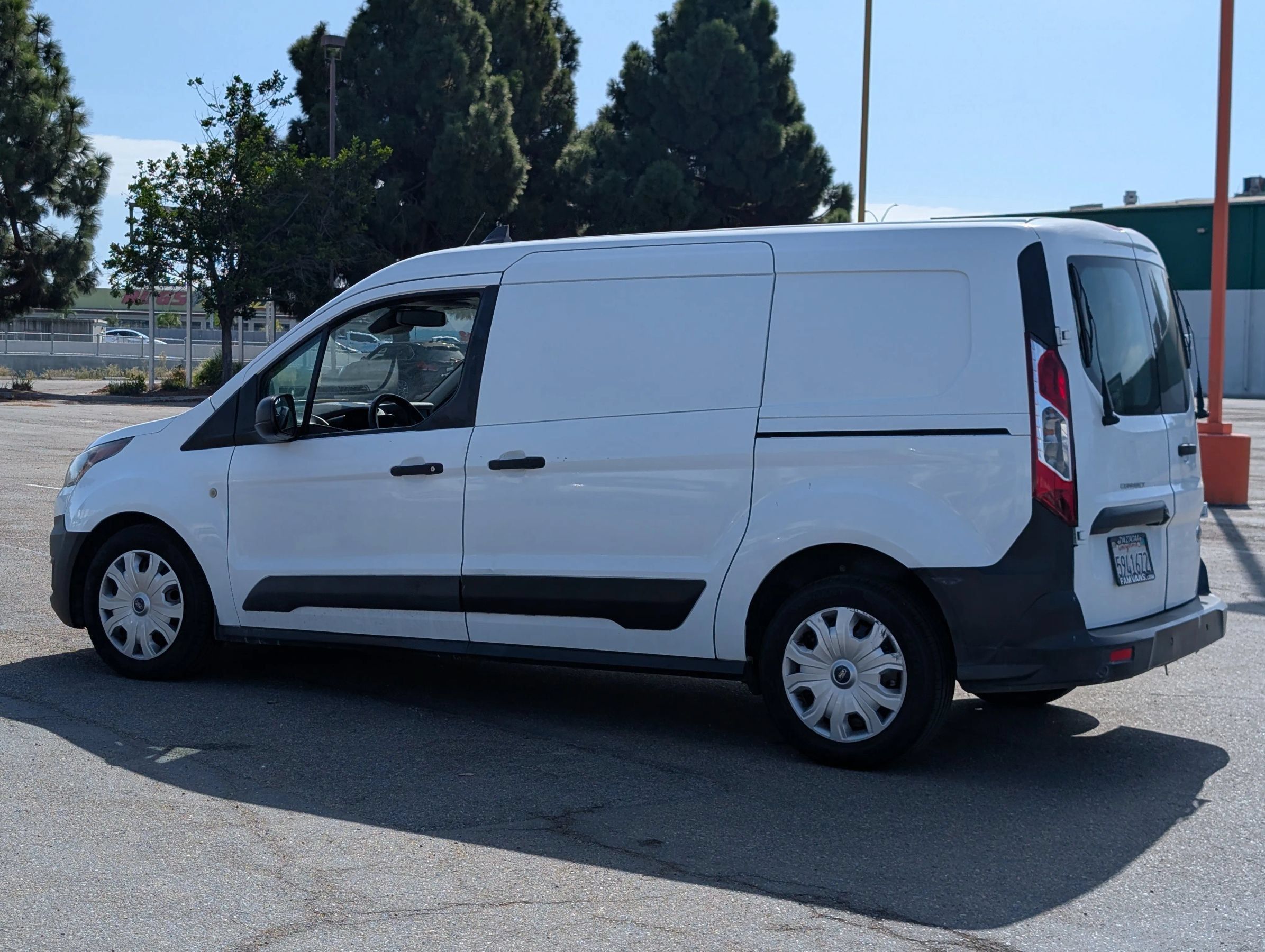 Used 2020 Ford Transit Connect XL FWD image 5