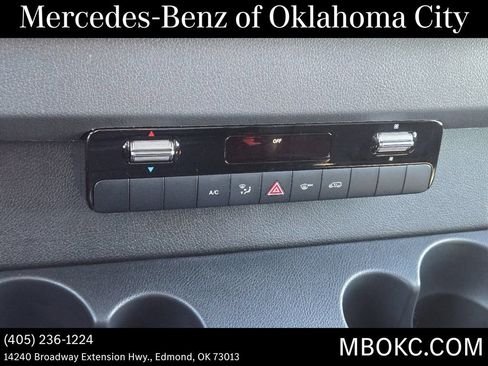 Used 2025 Mercedes-Benz Sprinter 2500 image 20