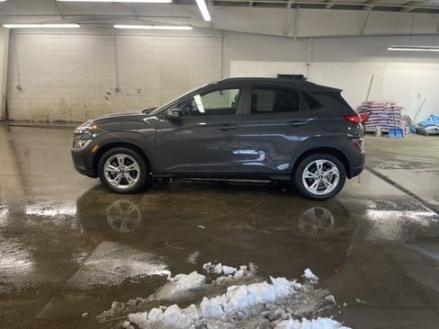 Used 2023 Hyundai Kona SEL image 8