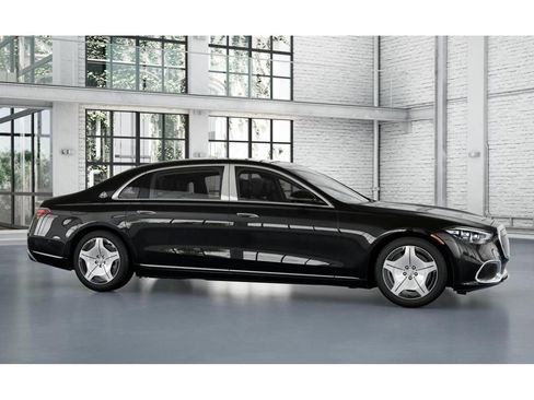 New 2026 Mercedes-Benz Maybach S 580 4MATIC image 14