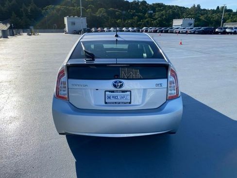 Used 2014 Toyota Prius Three w/ Solar Roof Package FWD image 7