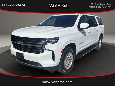 Used 2023 Chevrolet Suburban LT image 1