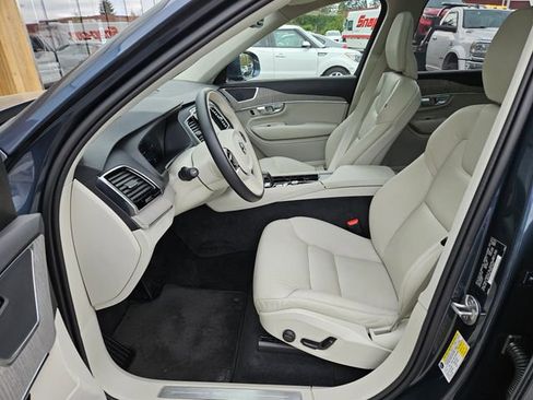 Certified 2024 Volvo XC90 T8 Plus AWD/4WD image 14