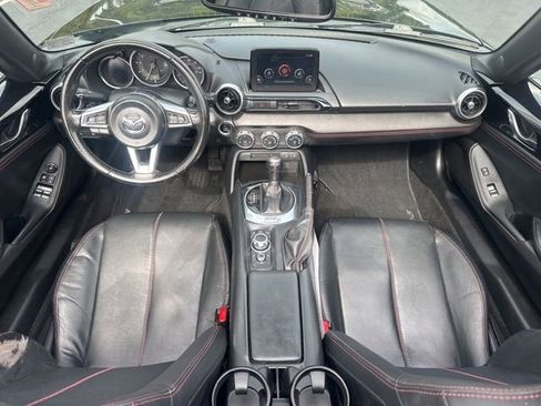 Used 2018 MAZDA MX-5 Miata Grand Touring image 15