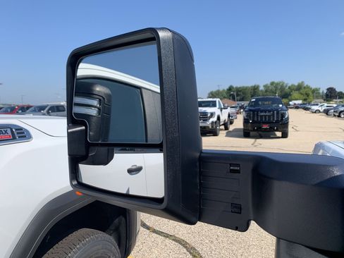 New 2025 GMC Sierra 3500 Pro w/ Convenience Package AWD/4WD image 46