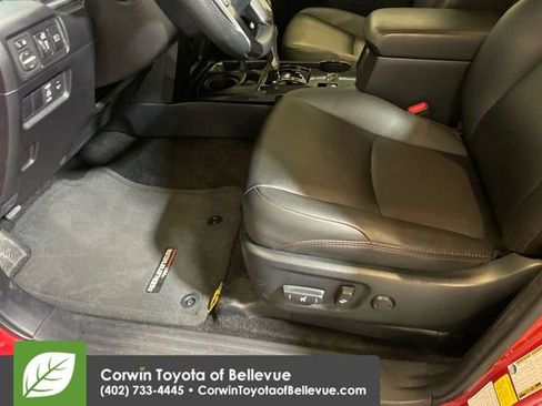 Used 2024 Toyota 4Runner TRD Off-Road Premium image 12