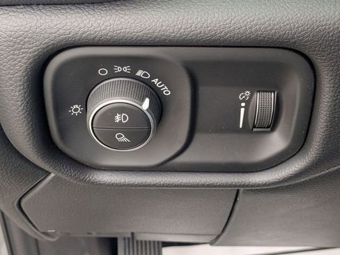 New 2026 RAM 2500 Big Horn AWD/4WD image 21
