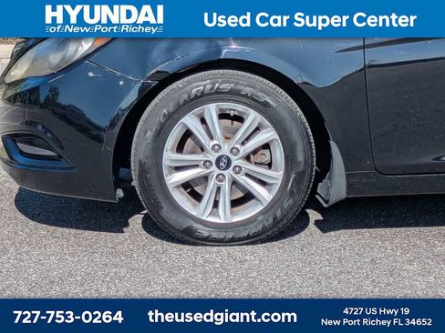 Used 2012 Hyundai Sonata GLS w/ Popular Equipment Pkg FWD image 10