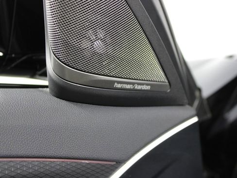 Used 2023 BMW 540i w/ Executive Package image 35