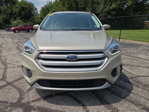 Used 2018 Ford Escape SEL FWD image 4