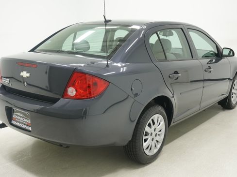 Used 2009 Chevrolet Cobalt LS w/ Protection Package FWD image 4