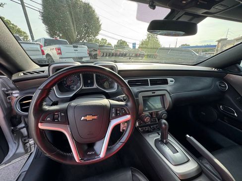 Used 2015 Chevrolet Camaro SS w/ RS Package RWD image 10
