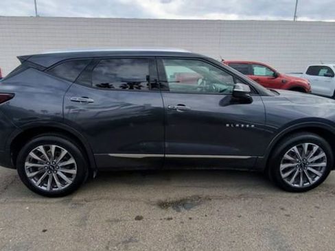 Certified 2022 Chevrolet Blazer Premier image 9