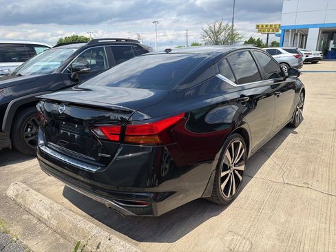Used 2021 Nissan Altima 2.0 SR FWD image 3