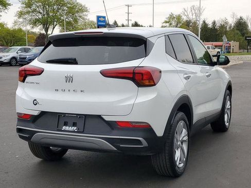 Used 2024 Buick Encore GX Preferred FWD image 3