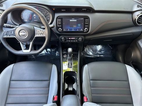 Used 2024 Nissan Kicks SR w/ SR Premium Package image 15