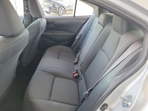 Used 2024 Toyota Corolla LE image 27