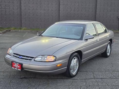 Used 1996 Chevrolet Lumina LS FWD image 16