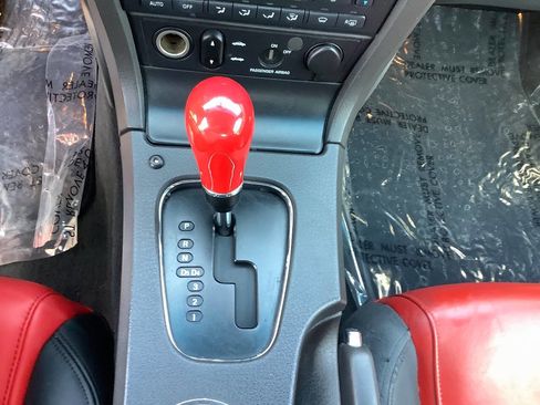 Used 2002 Ford Thunderbird Deluxe image 37