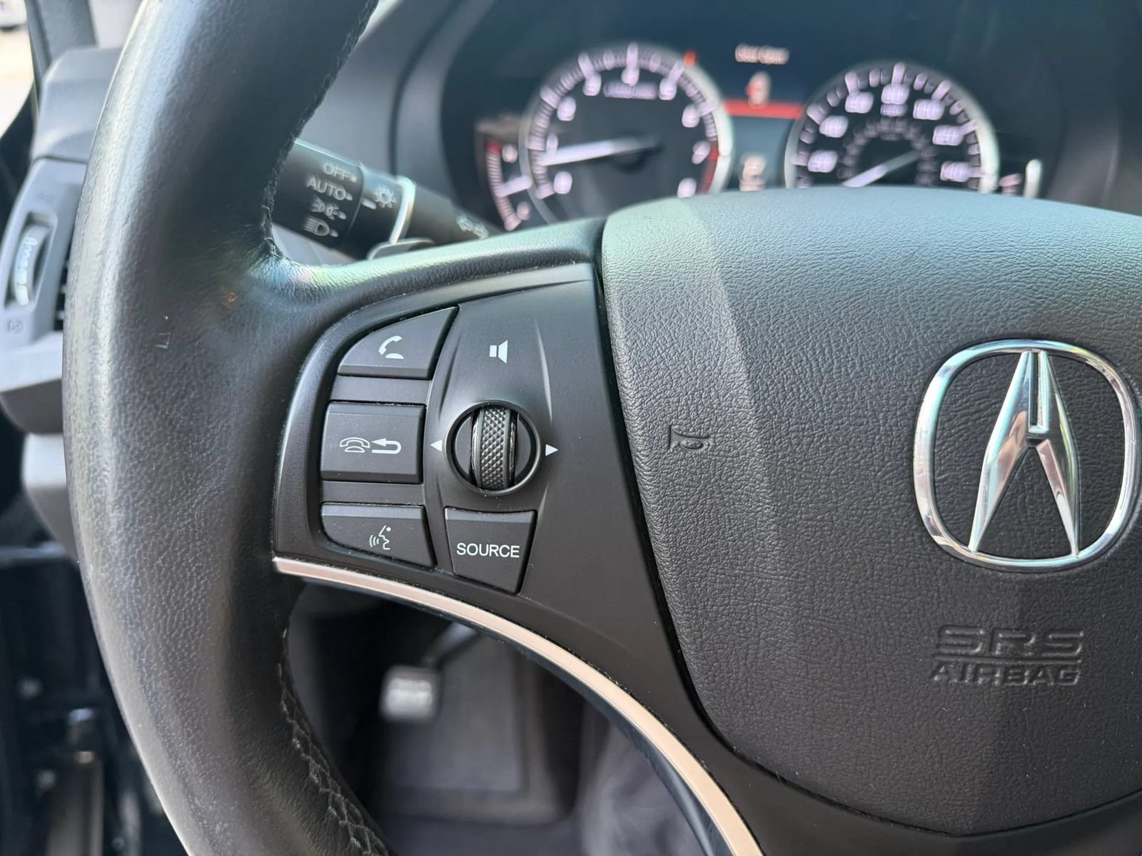 Used 2015 Acura MDX FWD image 24