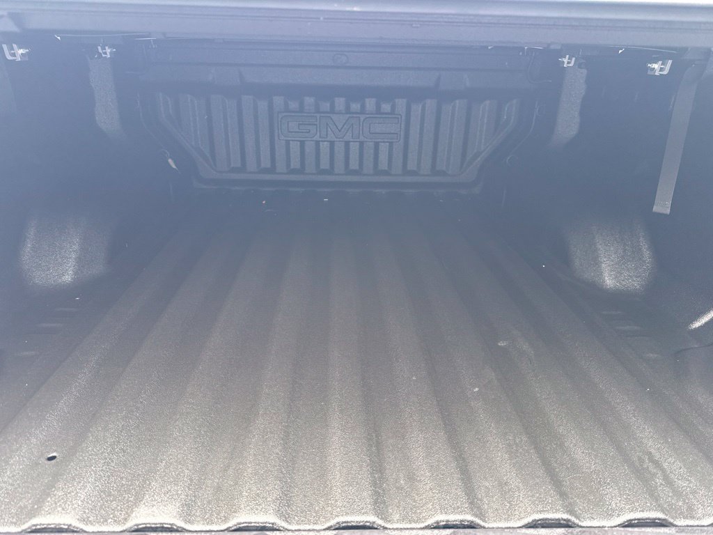 Used 2025 GMC Canyon AT4 w/ AT4X Package AWD/4WD image 15