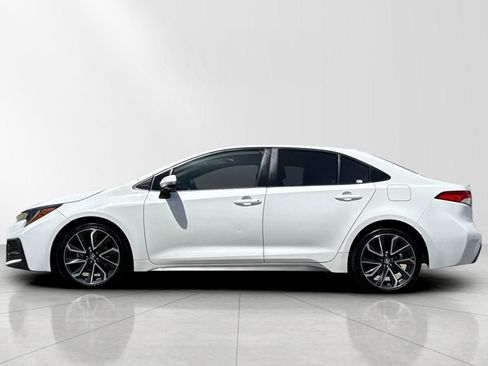 Used 2022 Toyota Corolla SE FWD image 6