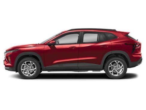 Certified 2025 Chevrolet Trax LT w/ Driver Confidence Package FWD image 4