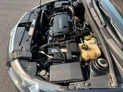 Used 2012 Chevrolet Cruze LS w/ Connectivity Package FWD image 39