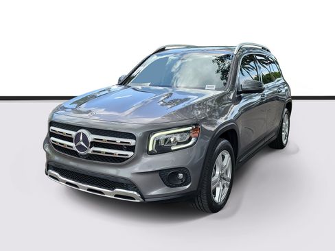 Used 2020 Mercedes-Benz GLB 250 image 2