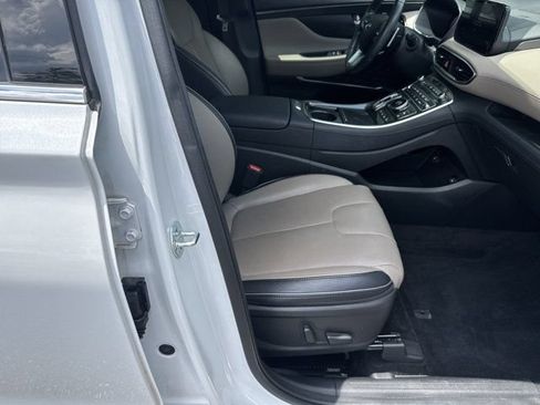 Used 2022 Hyundai Santa Fe Limited FWD image 14