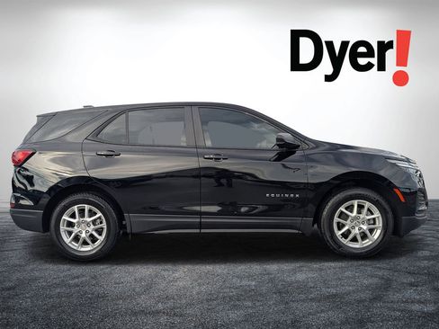 Certified 2024 Chevrolet Equinox LS w/ Driver Confidence II Package FWD image 2