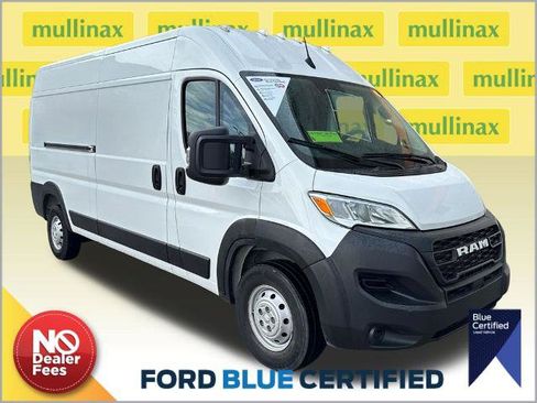 Used 2023 RAM ProMaster 2500 FWD image 1