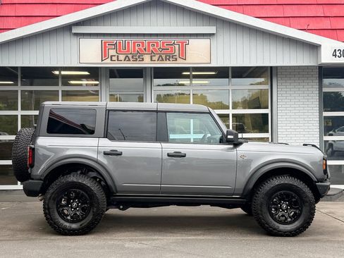 Used 2023 Ford Bronco Wildtrak AWD/4WD image 2