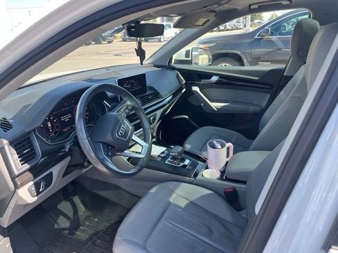 Used 2020 Audi Q5 2.0T Premium Plus w/ Premium Plus Package AWD/4WD image 8