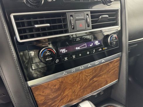 Used 2024 Nissan Armada SL w/ Captain's Chairs Package image 21