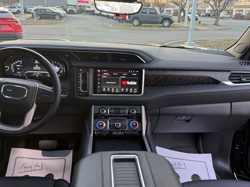 Used 2024 GMC Yukon XL Denali w/ Advanced Technology Package image 36
