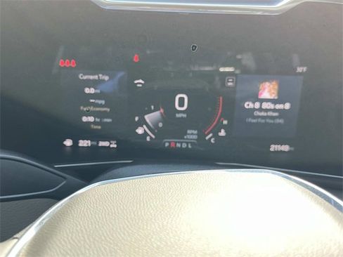 Used 2024 GMC Canyon Denali image 40