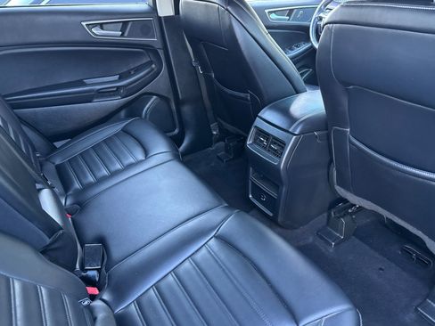 Used 2022 Ford Edge SEL image 31
