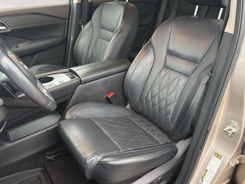 Used 2023 Nissan Rogue Platinum w/ Platinum Premium Package FWD image 18