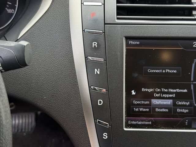 Used 2013 Lincoln MKZ FWD image 20