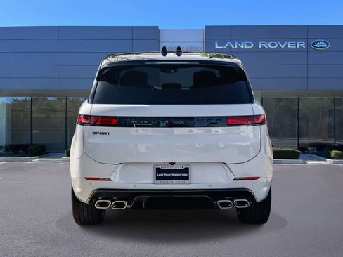New 2026 Land Rover Range Rover Sport Dynamic SE image 5
