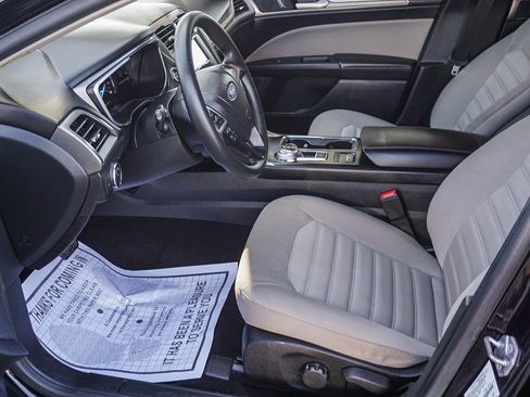 Used 2019 Ford Fusion S image 17