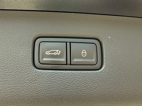 Used 2026 Genesis GV80 2.5T AWD/4WD image 18